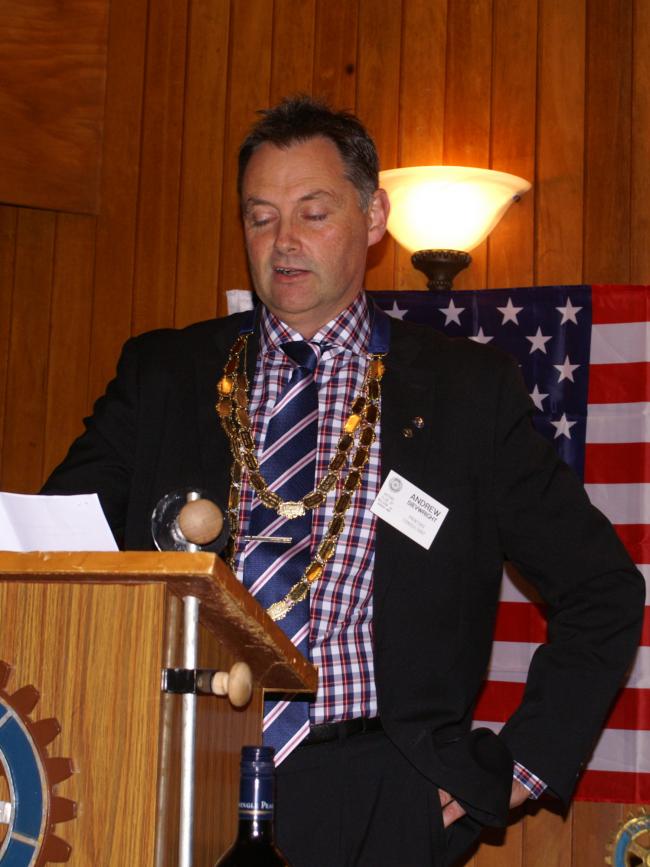 click on photo to return to Rotary Club Photo menu